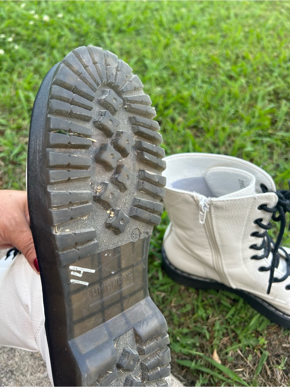 Edgy Grunge White Unionbay Lace-Up Platform Combat Boots - Women Size - Picture 6 of 7